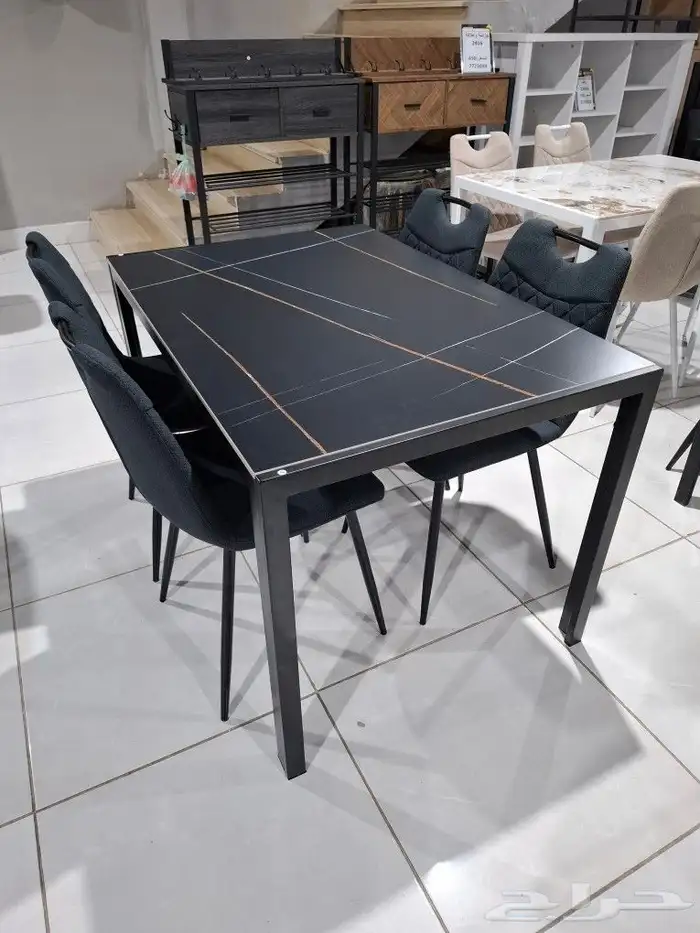 طاولات طعام متنوعه 15