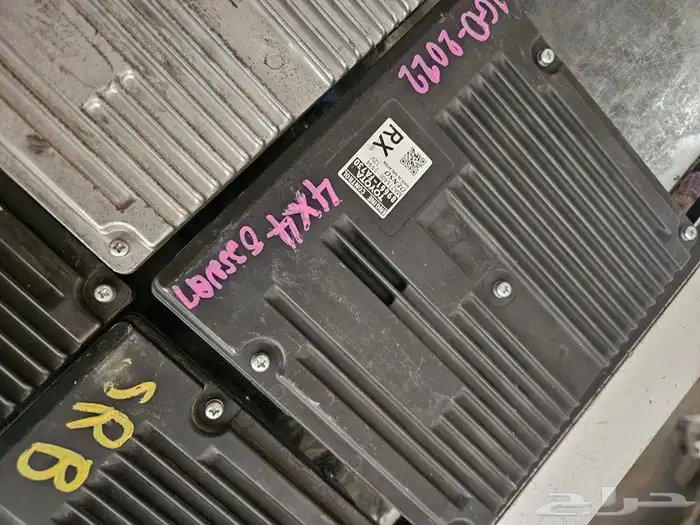 كمبيوترات هايلوكس ديزل 2021 وقطع غيار 0