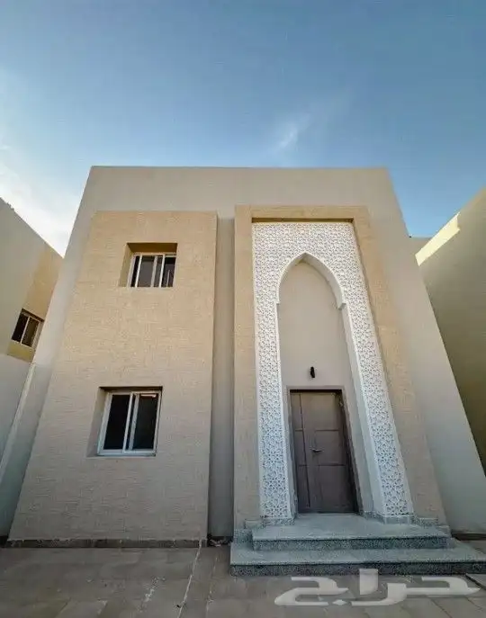 فيلا للإيجار بحي الجنادرية 4