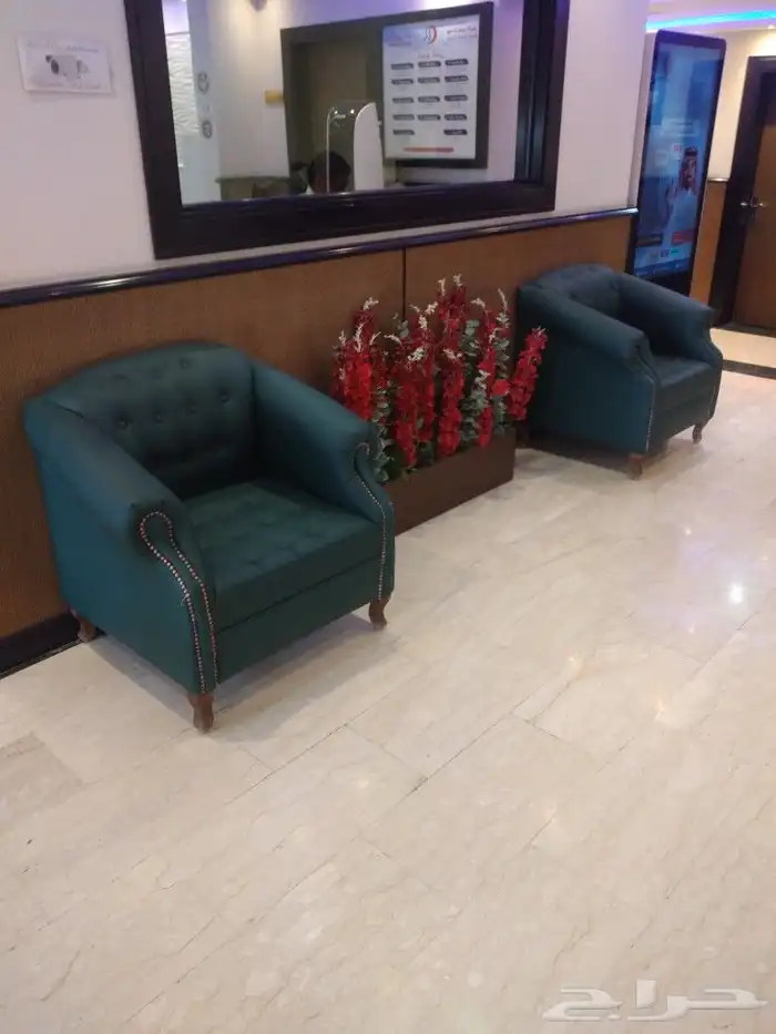 تفصيل جاهز كراسي مقاهي وكنبات جلد مكتبي عملي 4