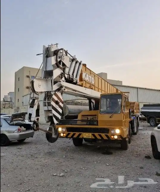 مان لفت سيزر لفت رافعات شوكية كرينات بوب كات 4