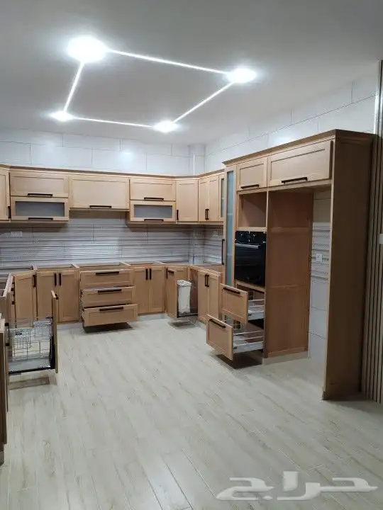 خزائن ملابس ومطابخ خشب ومطابخ صاج والمنيوم ورخام صناعي 1