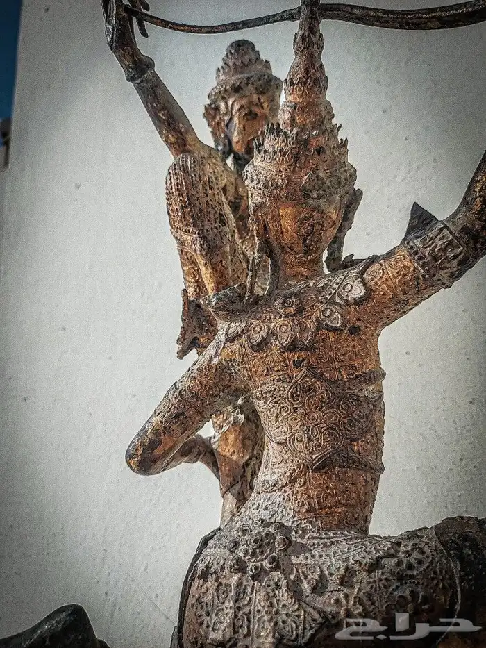 مجسم معركة النبلاء الأسيوي عمره فوق ال 70 سنة للبيع 5