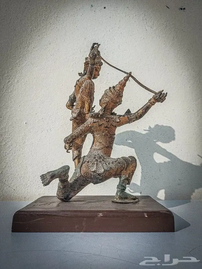 مجسم معركة النبلاء الأسيوي عمره فوق ال 70 سنة للبيع 2