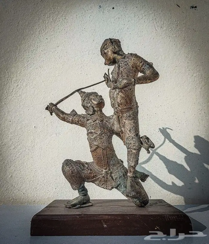 مجسم معركة النبلاء الأسيوي عمره فوق ال 70 سنة للبيع 6