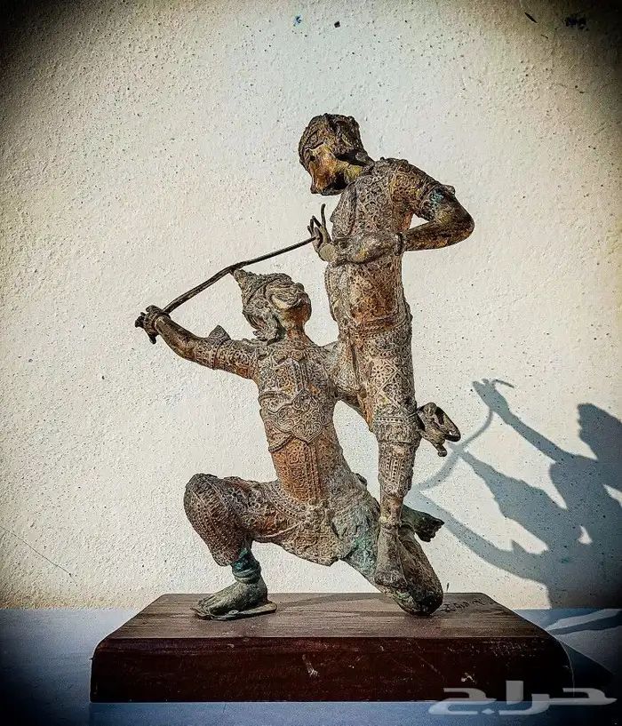 مجسم معركة النبلاء الأسيوي عمره فوق ال 70 سنة للبيع 1