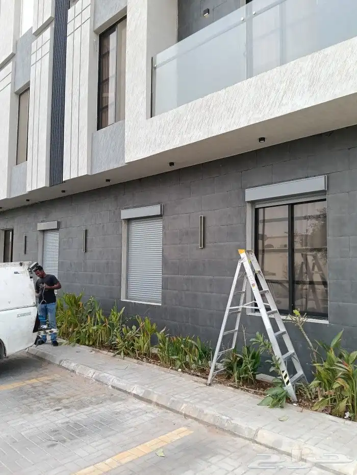 نوافز شتر متعدد الالوان والمواصفات مع ابواب كوم 5