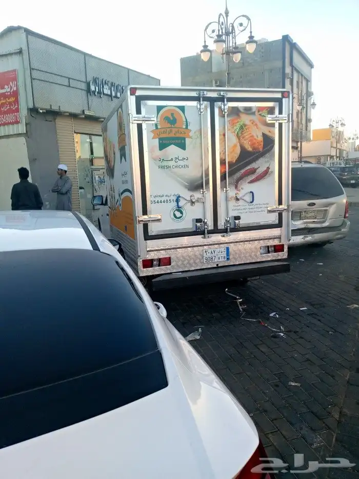 خطاط ورسام جداريات لوحات إعلانية وجهات محلات مدارس كافيهات ا 4