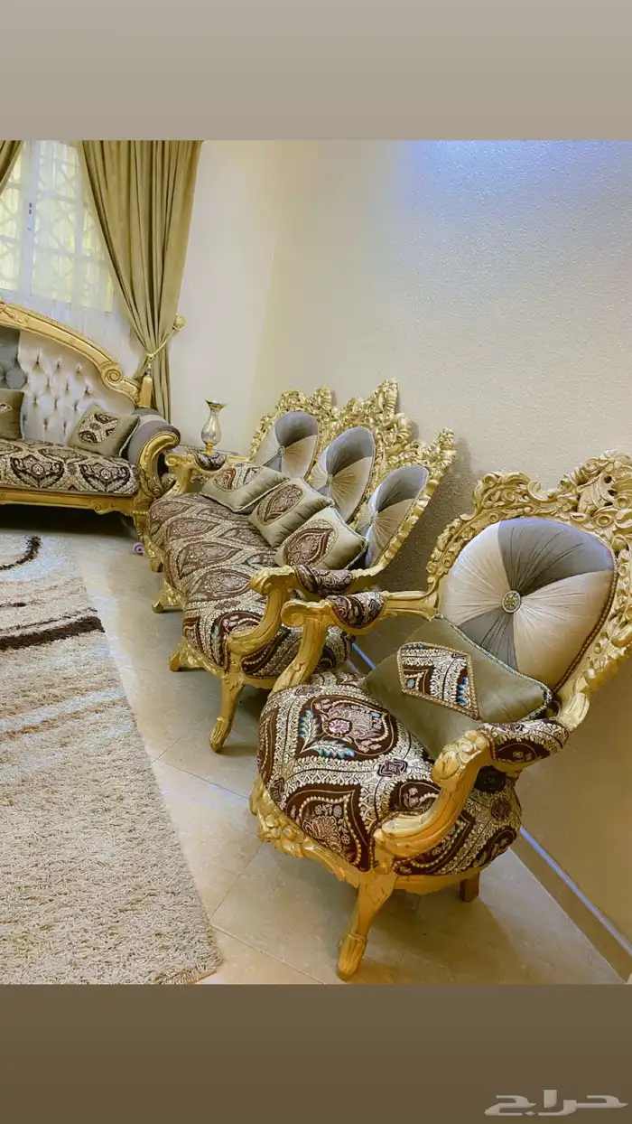 مجلس مستعمل نضيف جدا  مع الستاره والسجاد 0