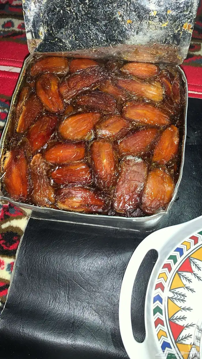 صفري للبيع يتوفر 4 كيلو و 2 كيلو وكذالك يتوفر علب الفول 2