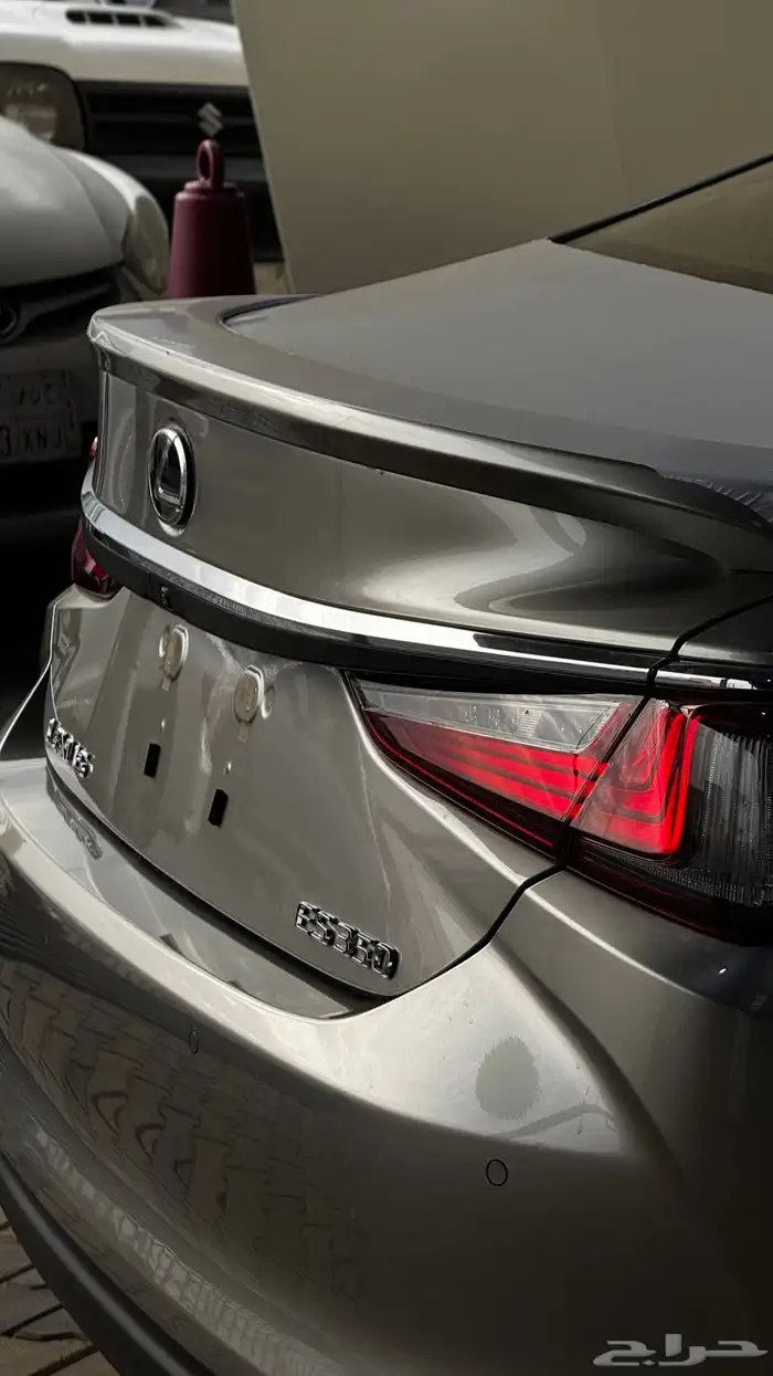 لكززس ES 350 CC بانوراما بريمي 2025 - 236.000 8