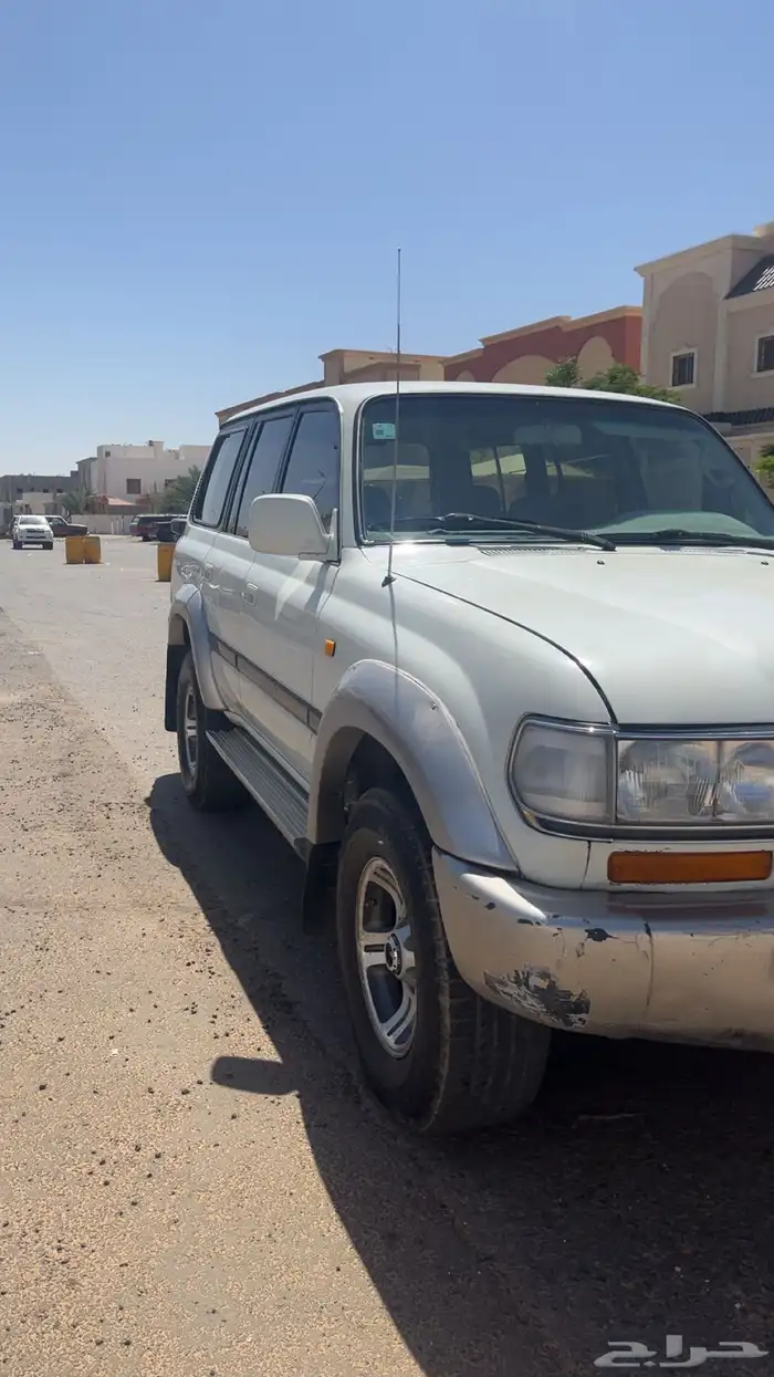 جيب لاندكروزر 97 4