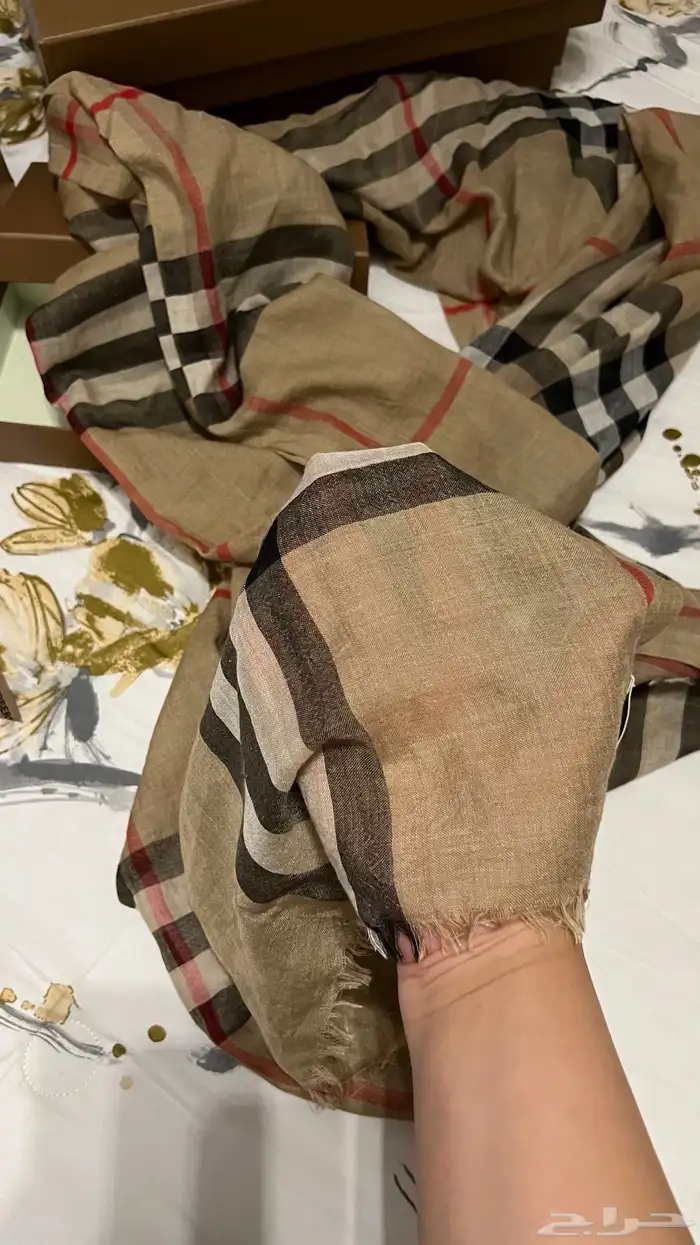 طقم مواليد   بطانية مواليد   سكارف نسائي (بربري) 16