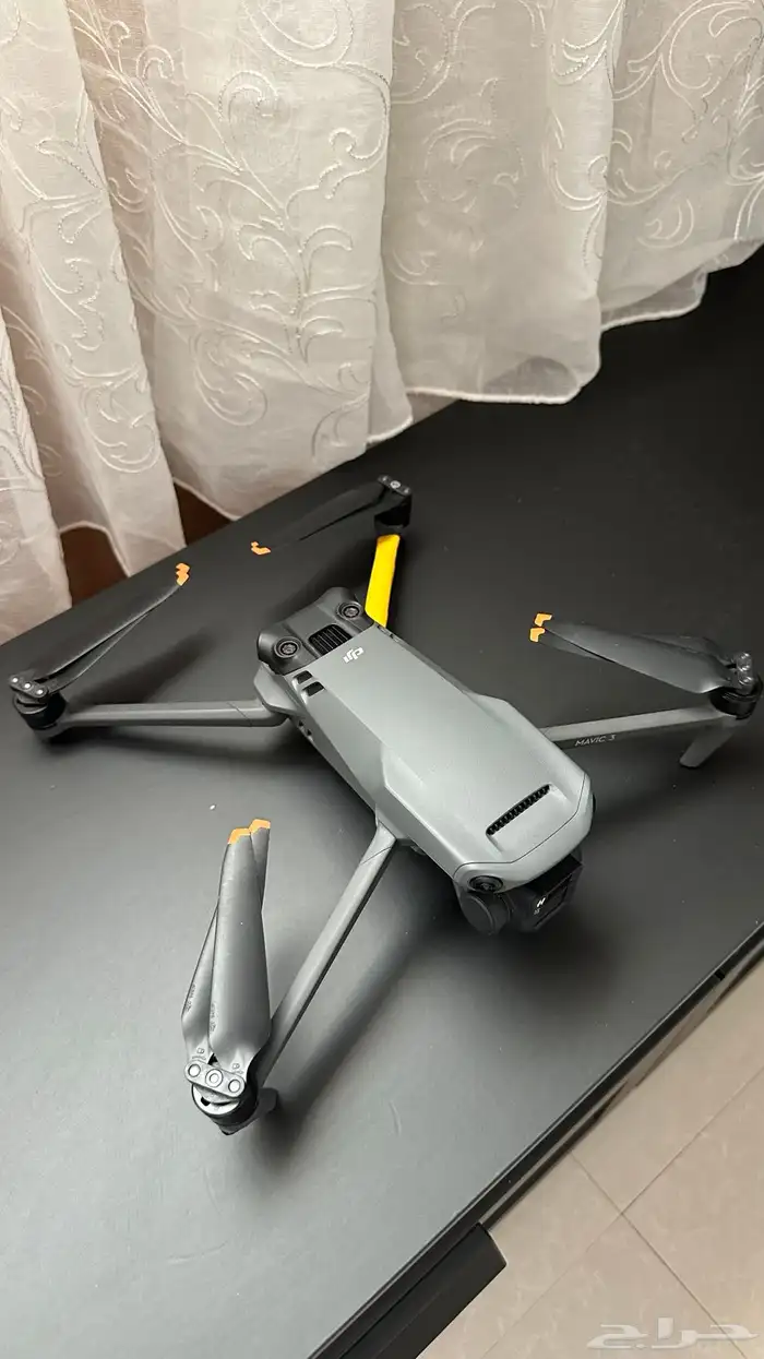 درون مافيك 3 (للبيع) DJI Mavic 3 8
