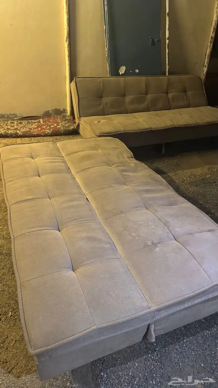 كنب يتحول لسرير من هوم بوكس 1