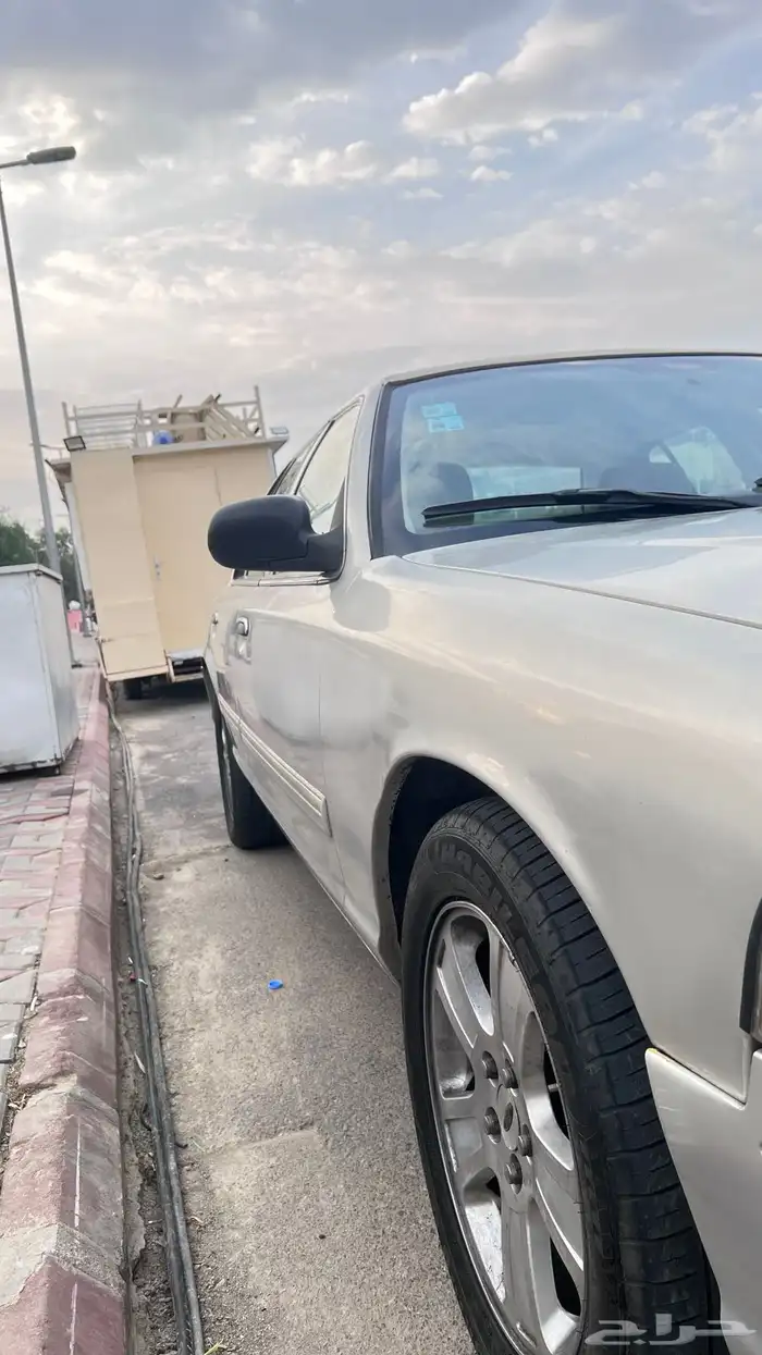 فورد فيكتوريا 4