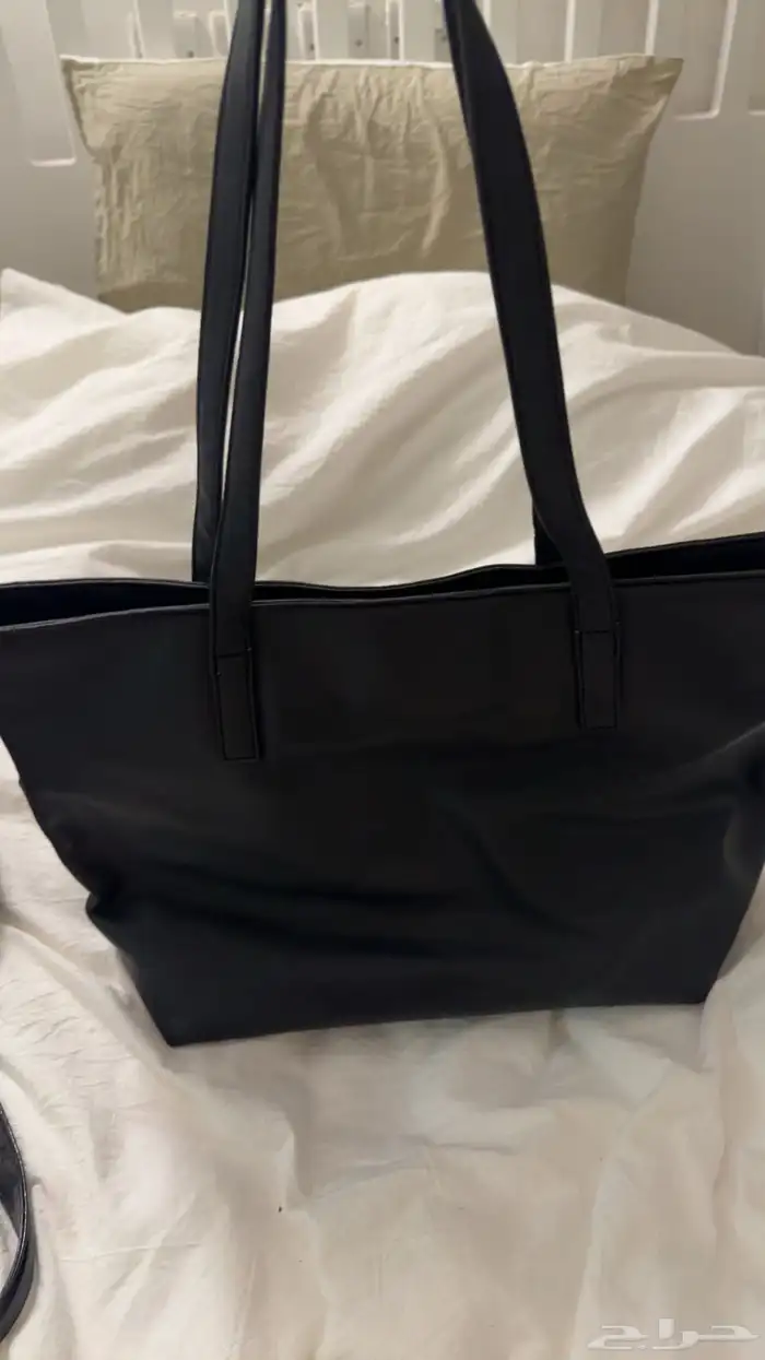شنطة نسائية من Pierre Cardin اصليه 2