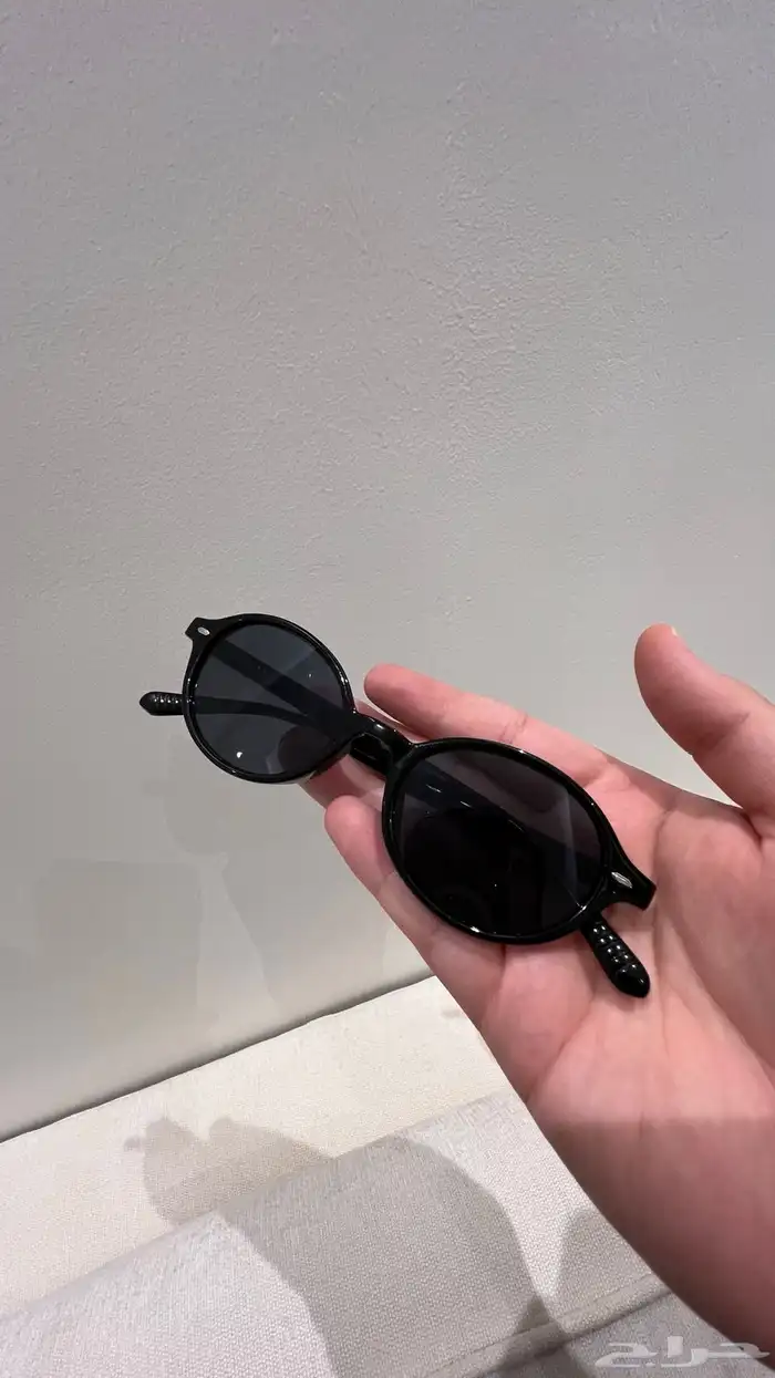 للبيع نظارات شمسيه بأشكال مختلفه 2