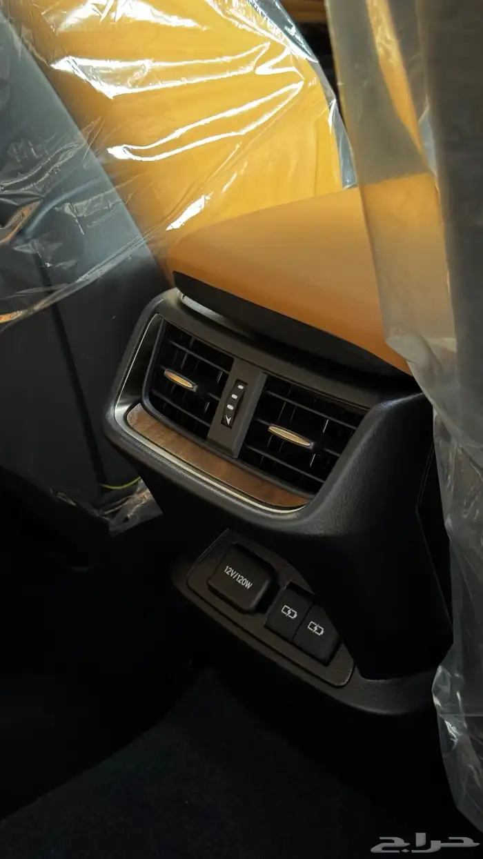 لكززس ES 350 CC بانوراما بريمي 2025 - 236.000 21