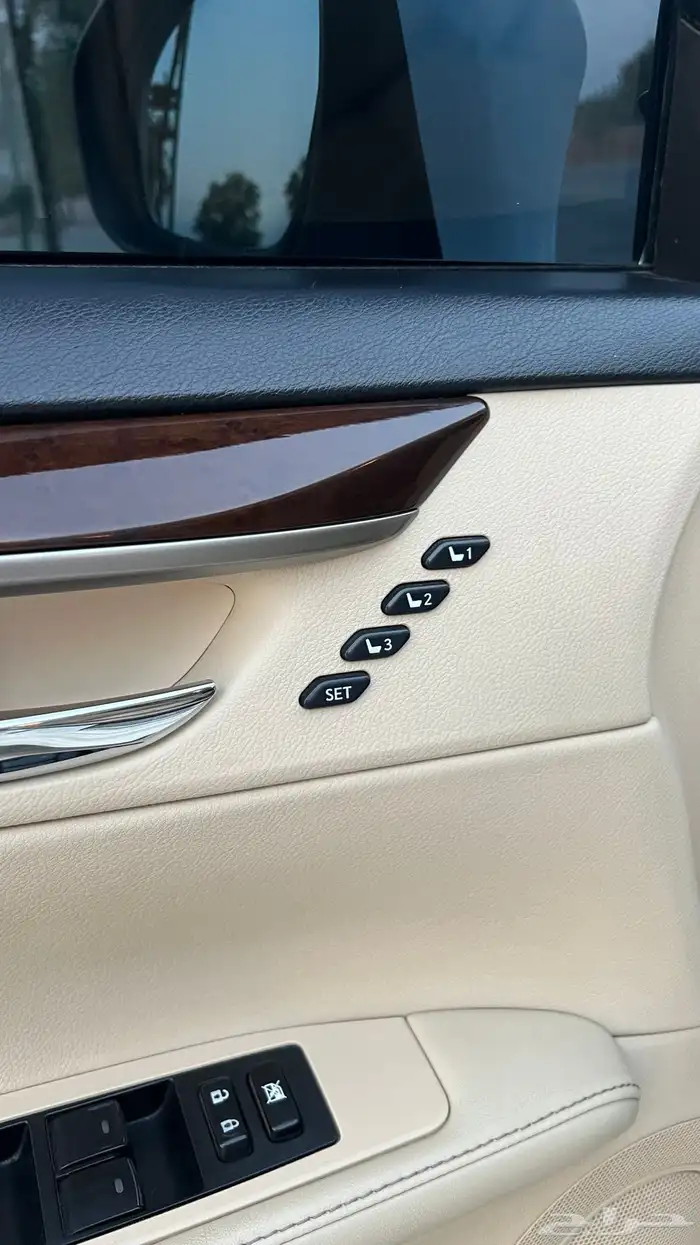 لكزس ES 350 مديل 2014 26