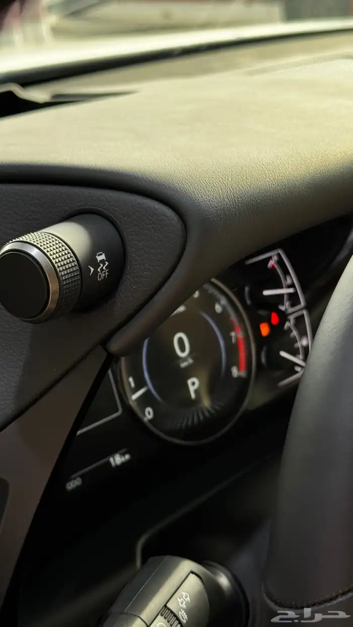 لكززس ES 350 CC بانوراما بريمي 2025 - 236.000 15