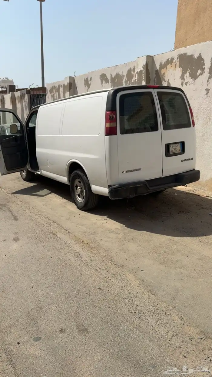 شفرولية فان موديل 2005 مسيوم ب 10 الالف ماشي 260 الف 10