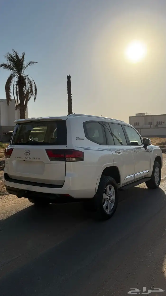 GXR 2022 بنزين ابيض فل كامل وارد وليد 5