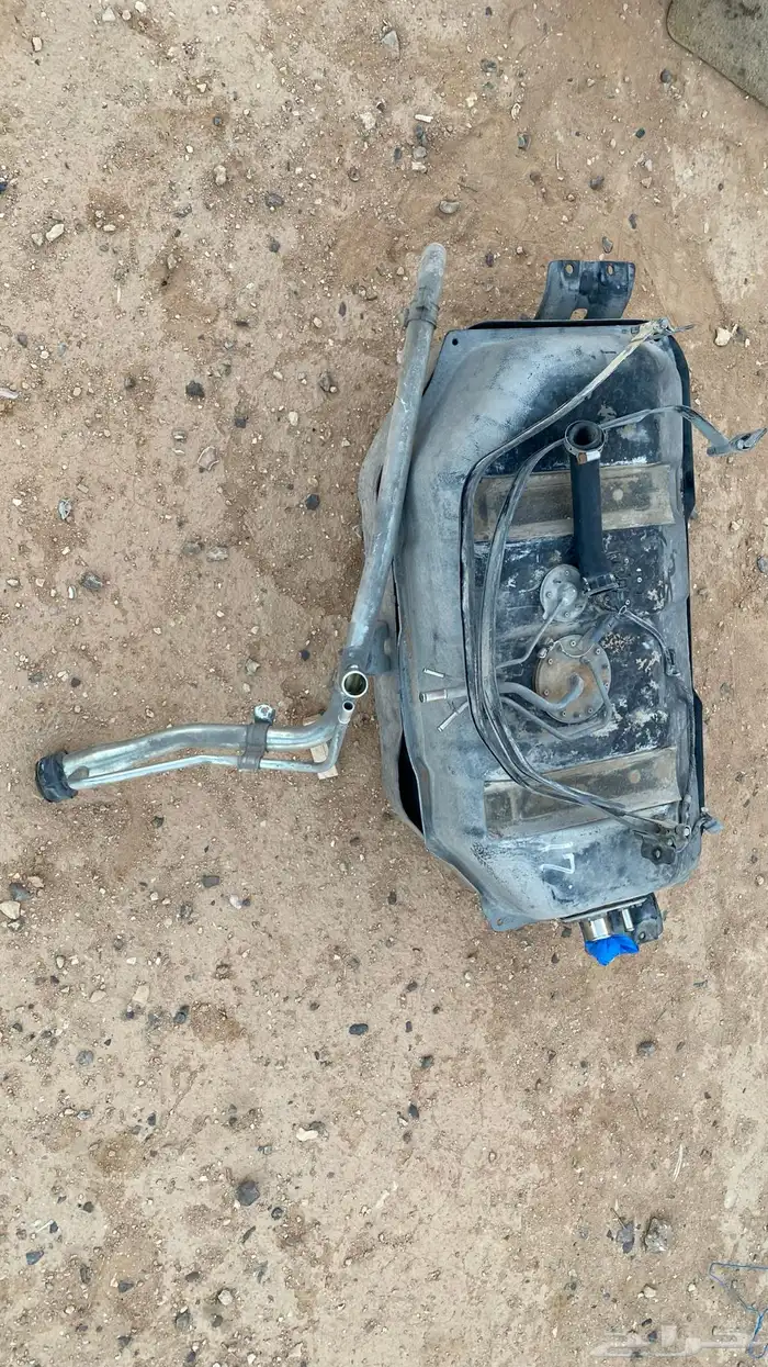 تنك بنزين برادوا واف جي 2008 بكامل اغراضه حزامات والشعبه 0