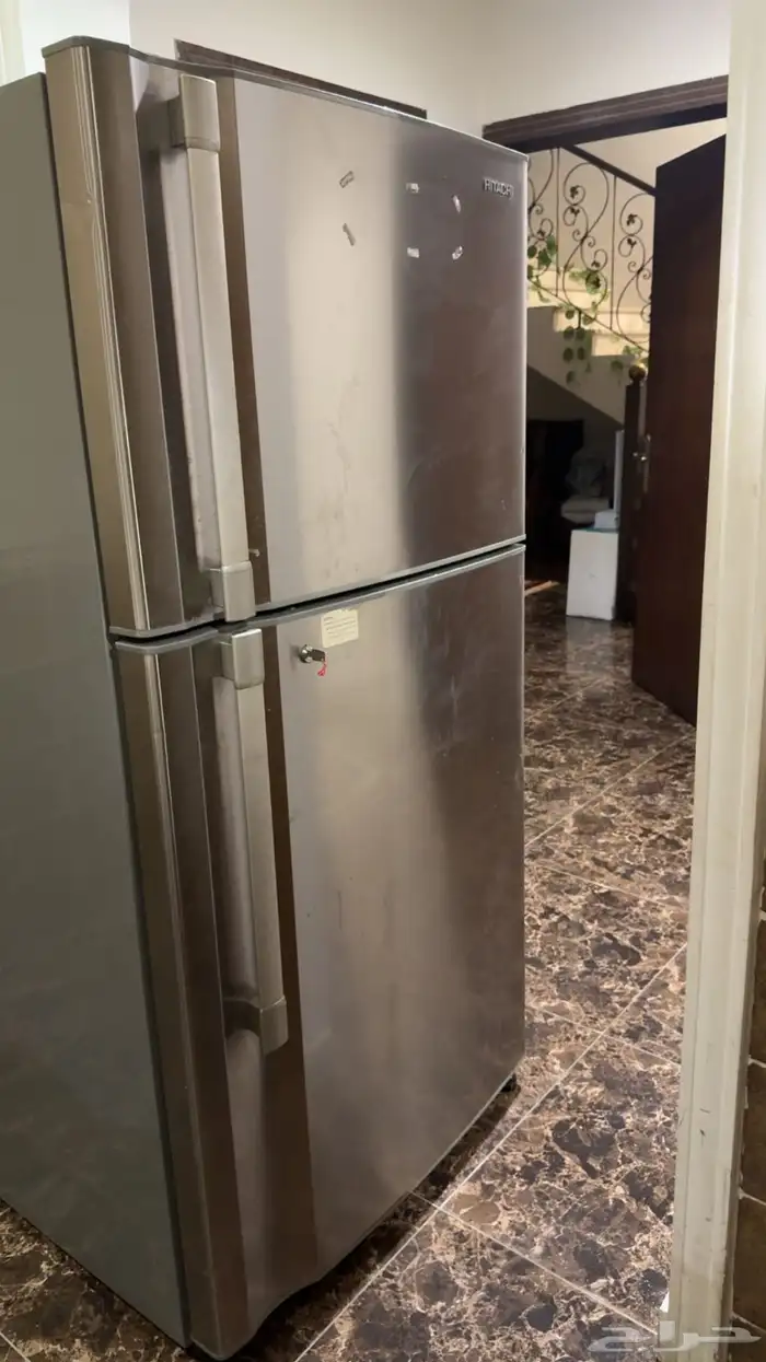 ثلاجة بحاله جيده الفريزر تبريد فقط 0