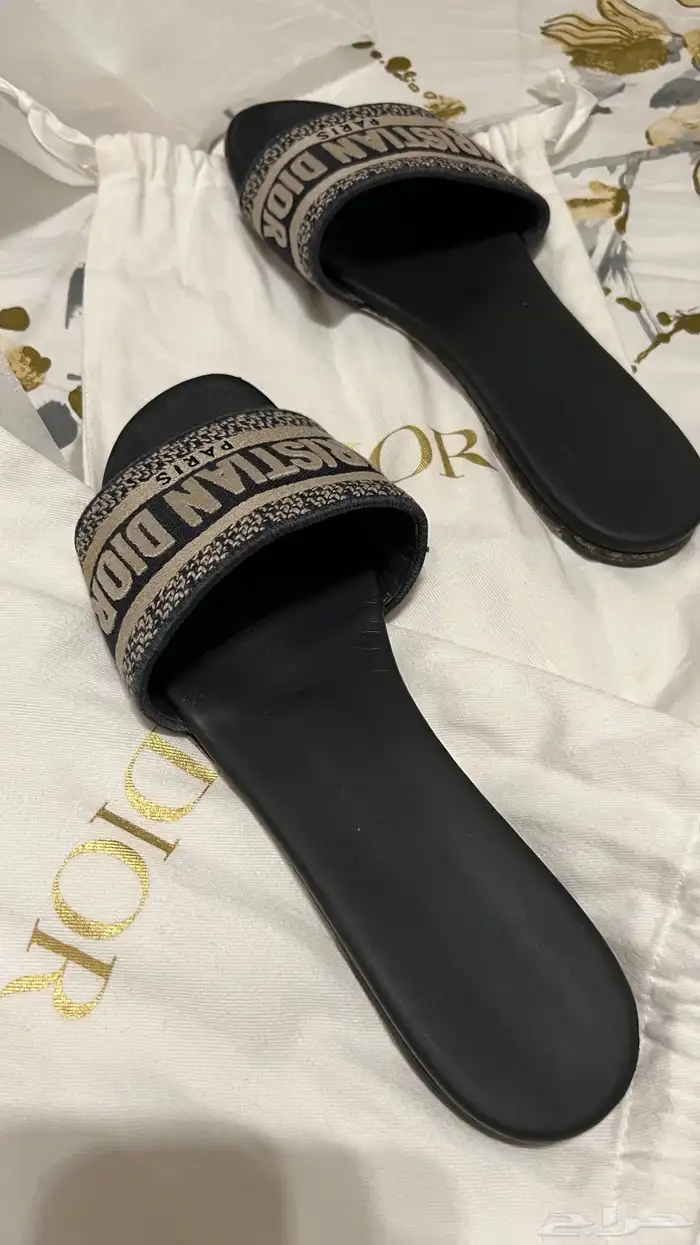 صندل Dway من ديور اصلي لون deep blue 7