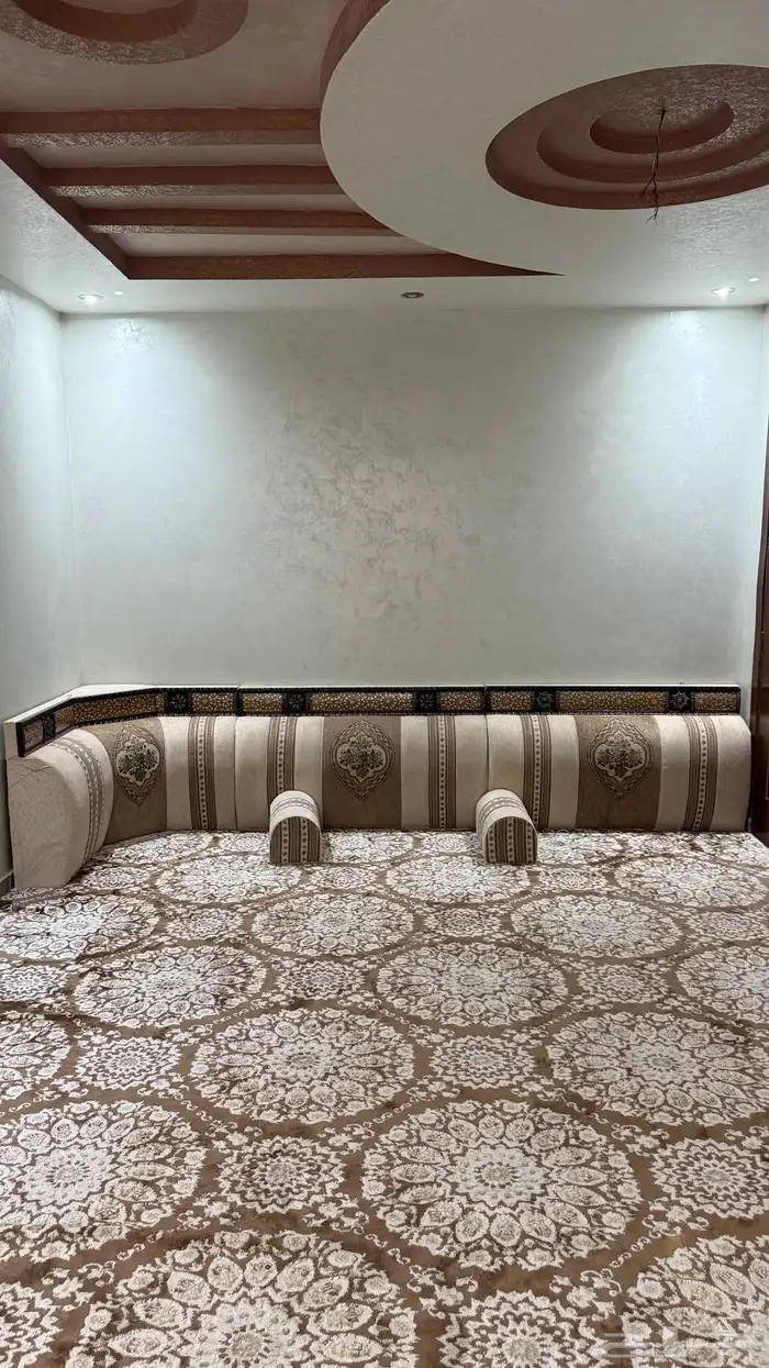مجلس رجال للبيع 4