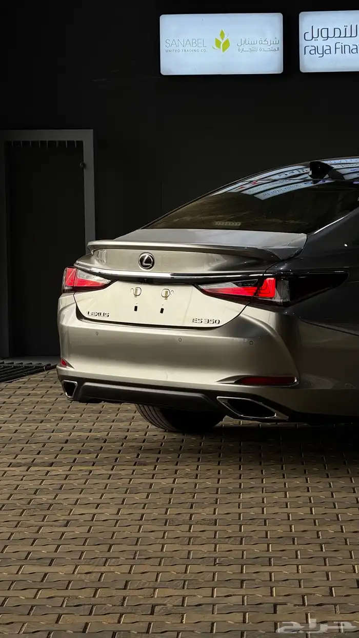 لكززس ES 350 CC بانوراما بريمي 2025 - 236.000 7