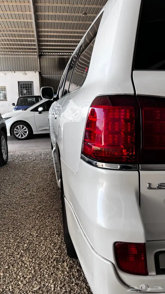 جيب لكزس LX 570 5
