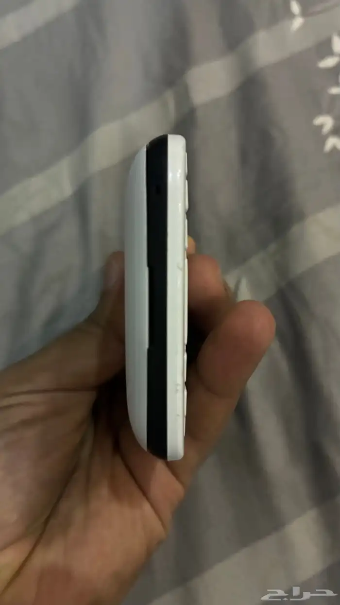 للبيع بلاك بيري كيرف 9720 4