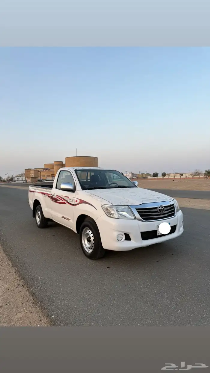 ( تم البيع ) هايلكس 2015 GL . 0