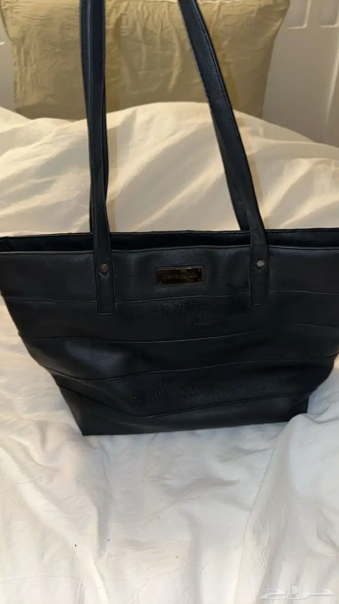 شنطة نسائية من Pierre Cardin اصليه 4