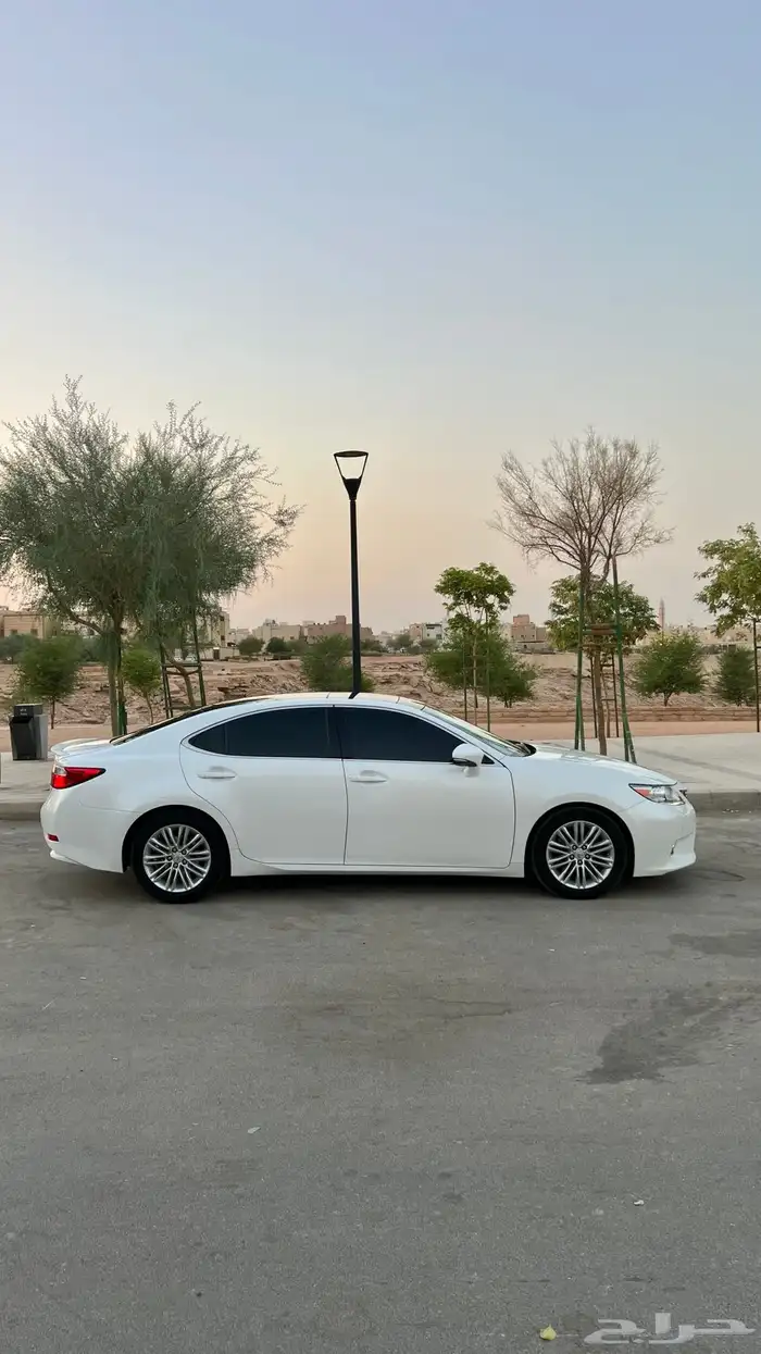 لكزس ES 350 مديل 2014 1