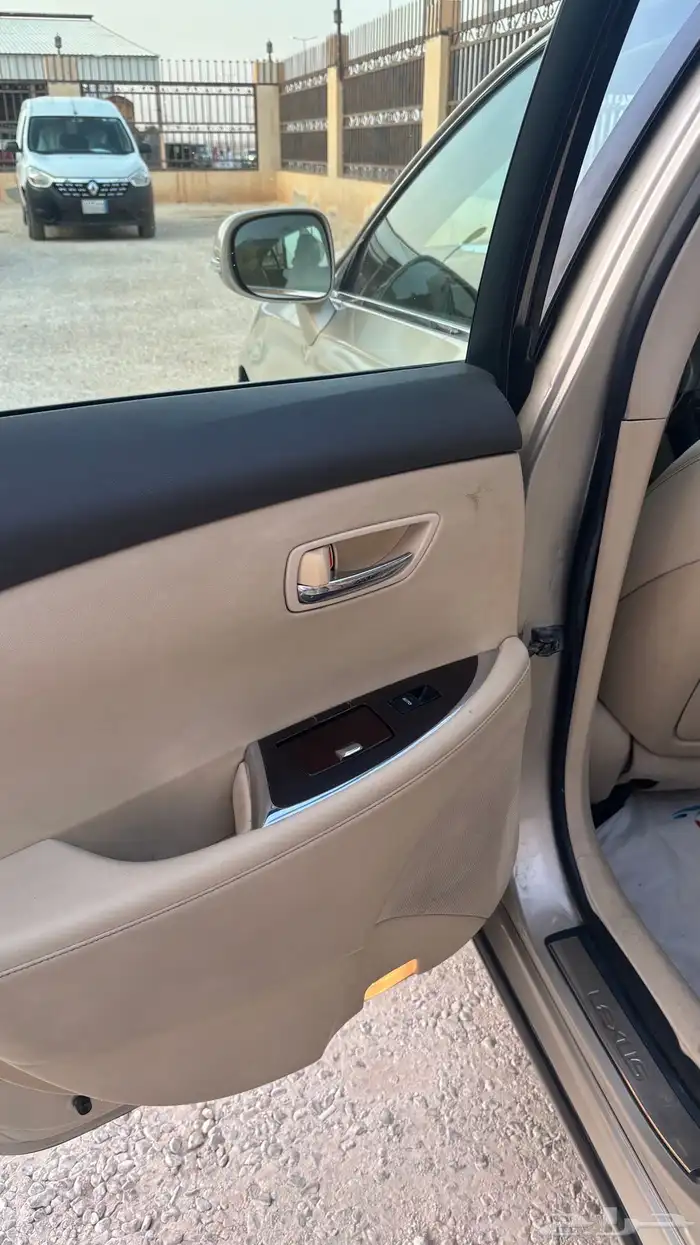 لكزس es350 6
