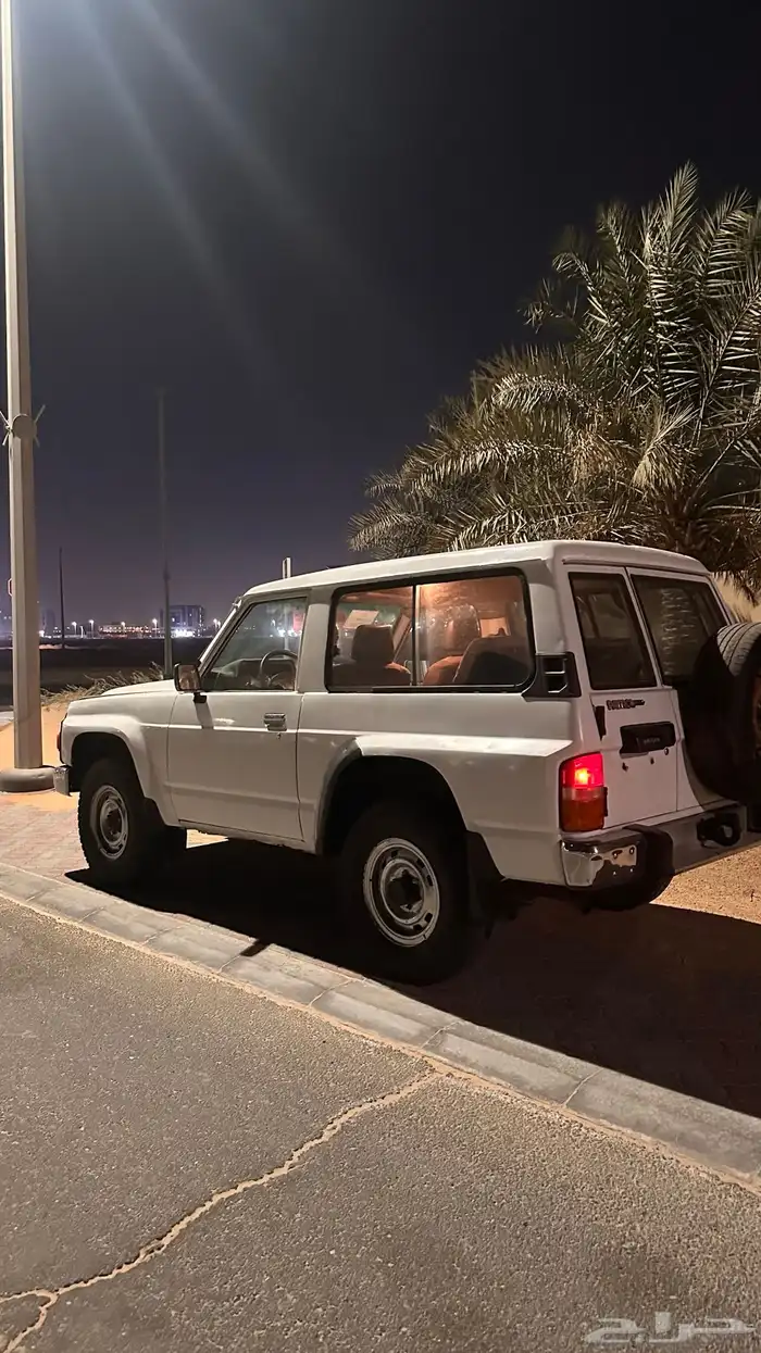 مطلوب نيسان ربع 1990 0