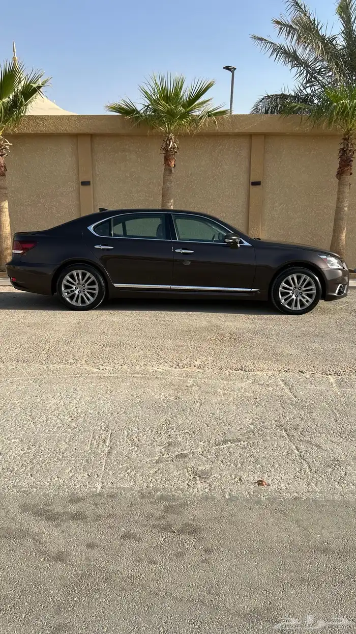 لكزس LS460 سعودي 2015 وكالة للبيع 7