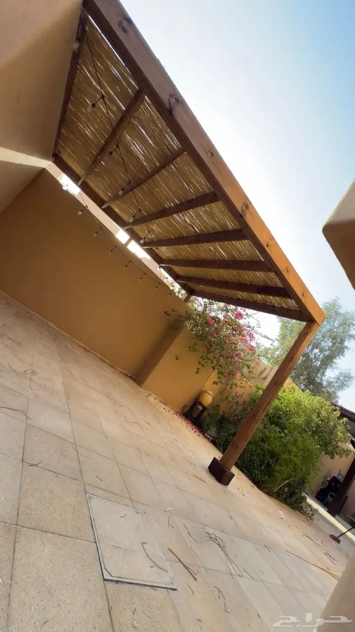 مظلات خشب مع خيزران 1