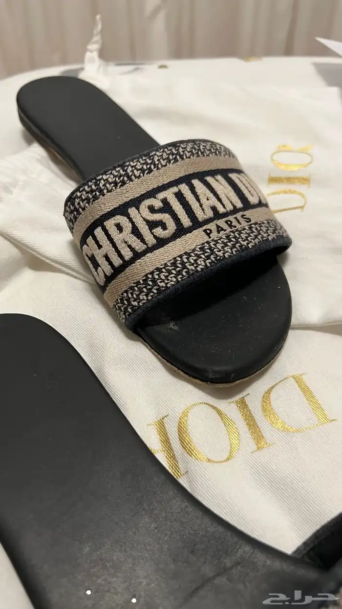 صندل Dway من ديور اصلي لون deep blue 5