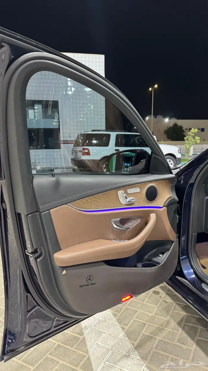 للبيع مرسيدس E300 18