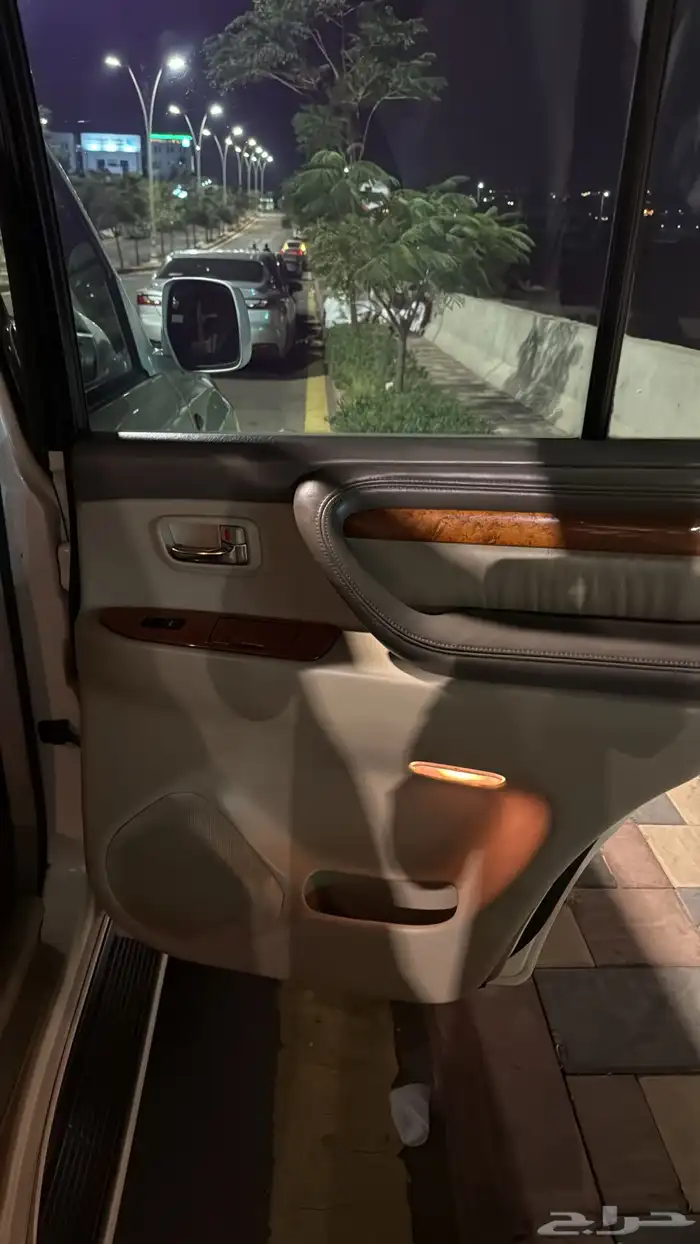 لكزس LX470 2007 فل كامل 20