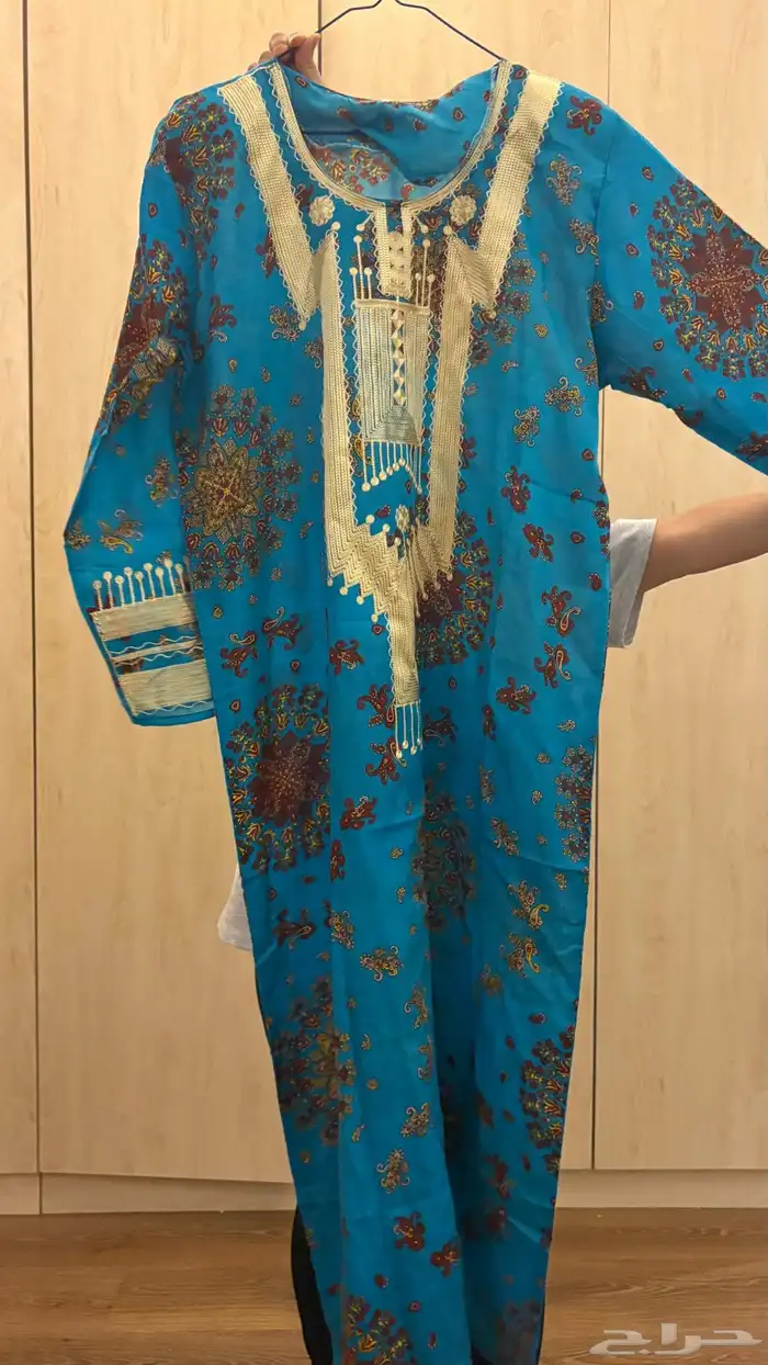 فساتين وجلابيات للبيع بسعر منافس 0