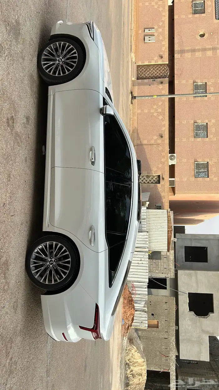 بيستون B70 2023 فل كامل شبه اصفار 6