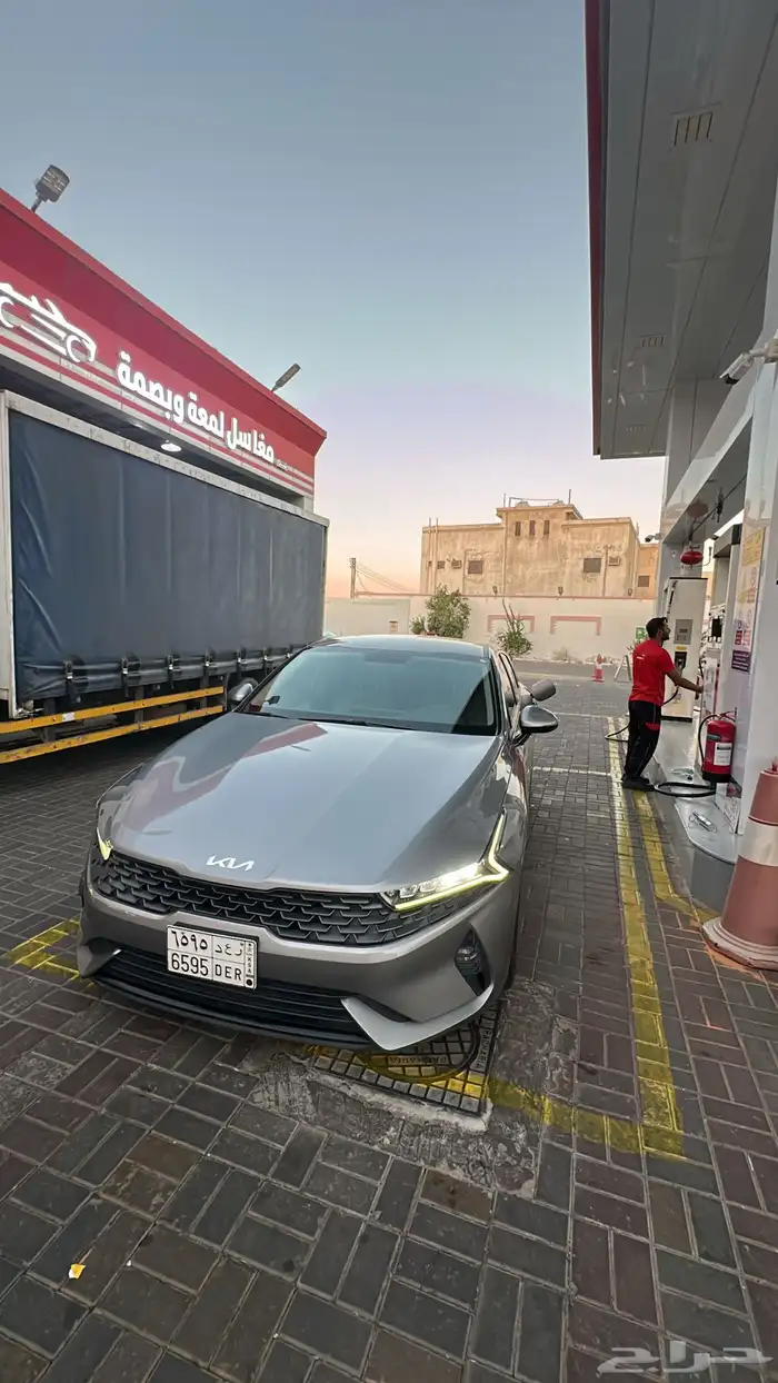 للتقبيل k5 2023 4