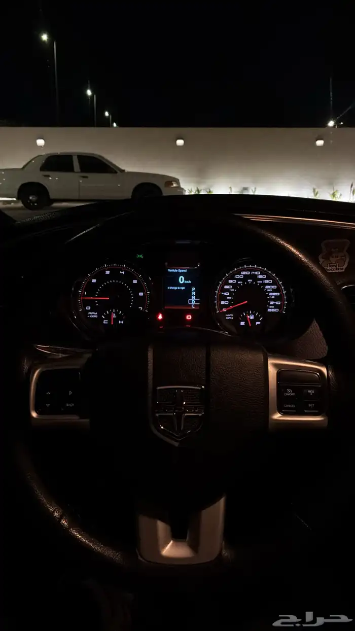 دوج تشارجر 2013 13