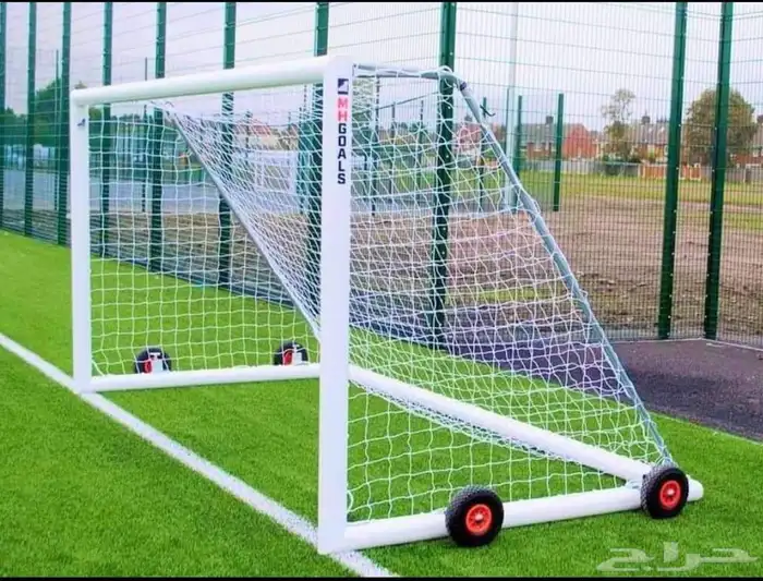 ارضيات وتجهيز ملاعب 1