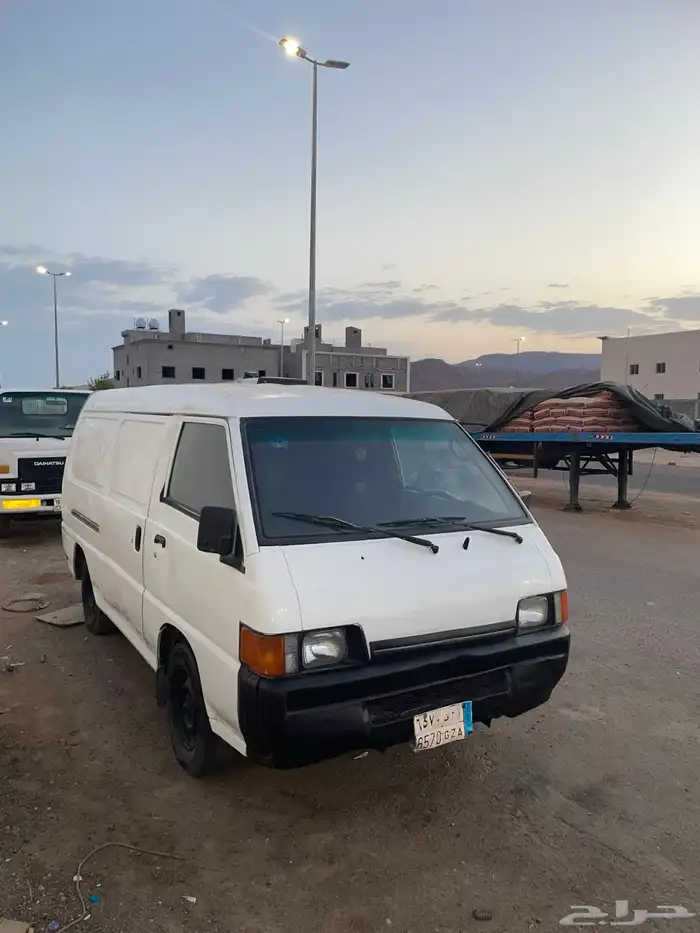 فان ميتسوبيشي 0